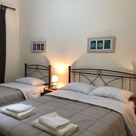Leonidio Climb2Red Home Ngoại thất bức ảnh