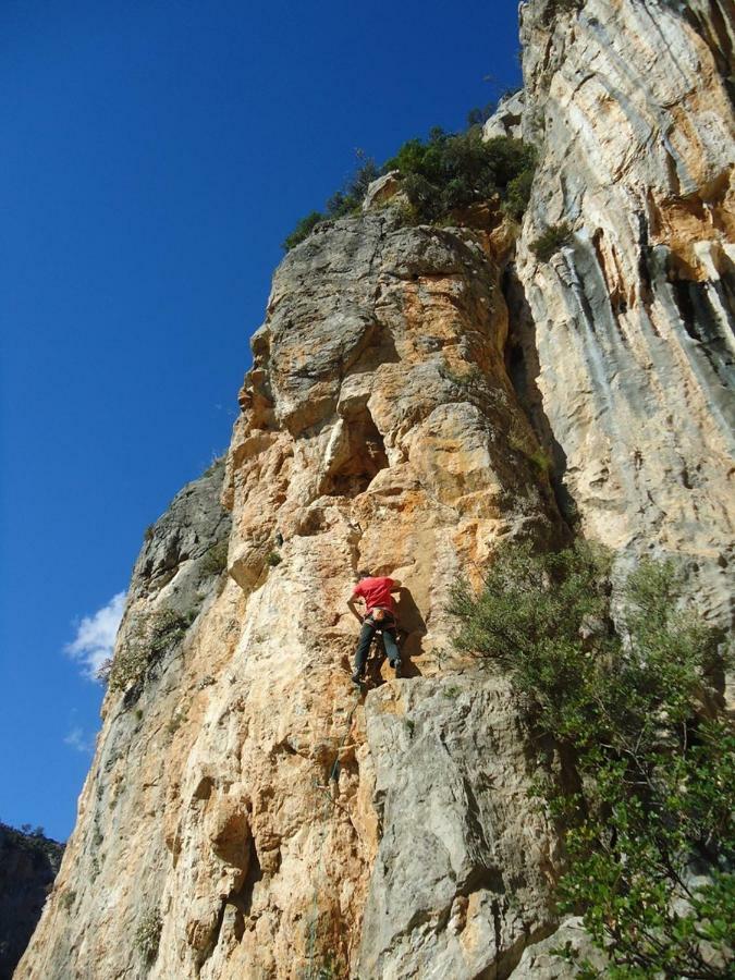 Leonidio Climb2Red Home Ngoại thất bức ảnh